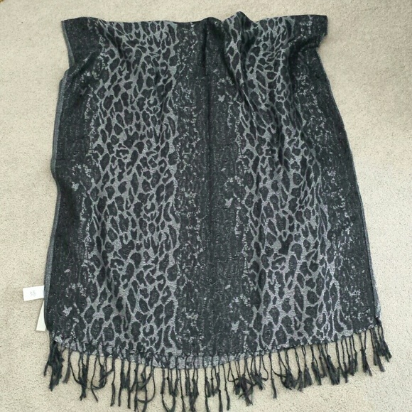 Scarf - Picture 2 of 2